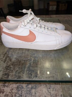 Nike Women's White Leather Sneaker with Blush Swoosh 8